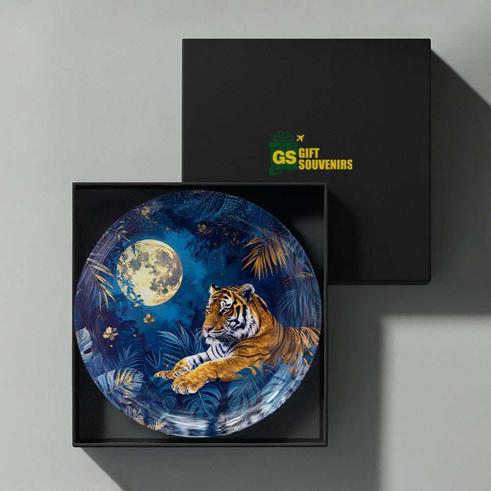 Wildlife art ceramic wall plate souvenir with premium gift box and detailed tiger artwork