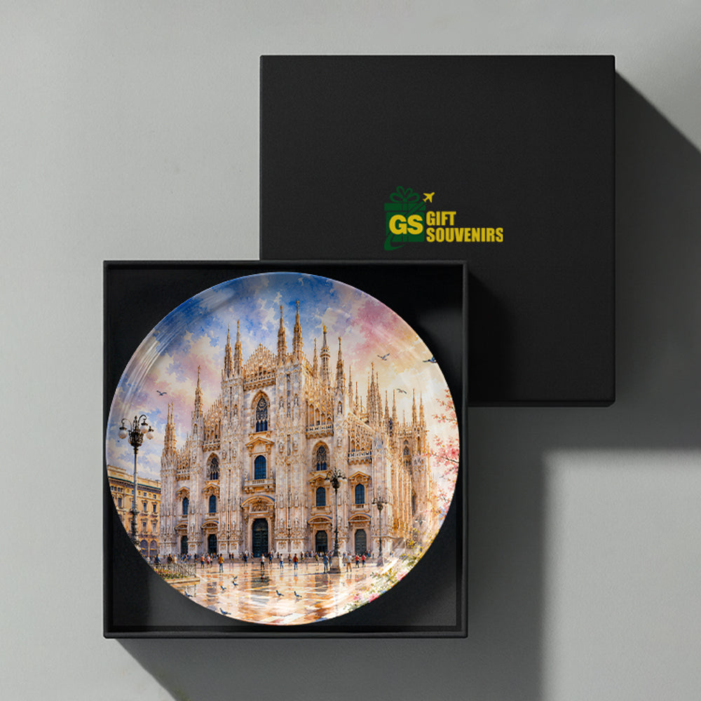 Milan Majesty ceramic wall plate inspired by the timeless elegance of the Duomo di Milano.